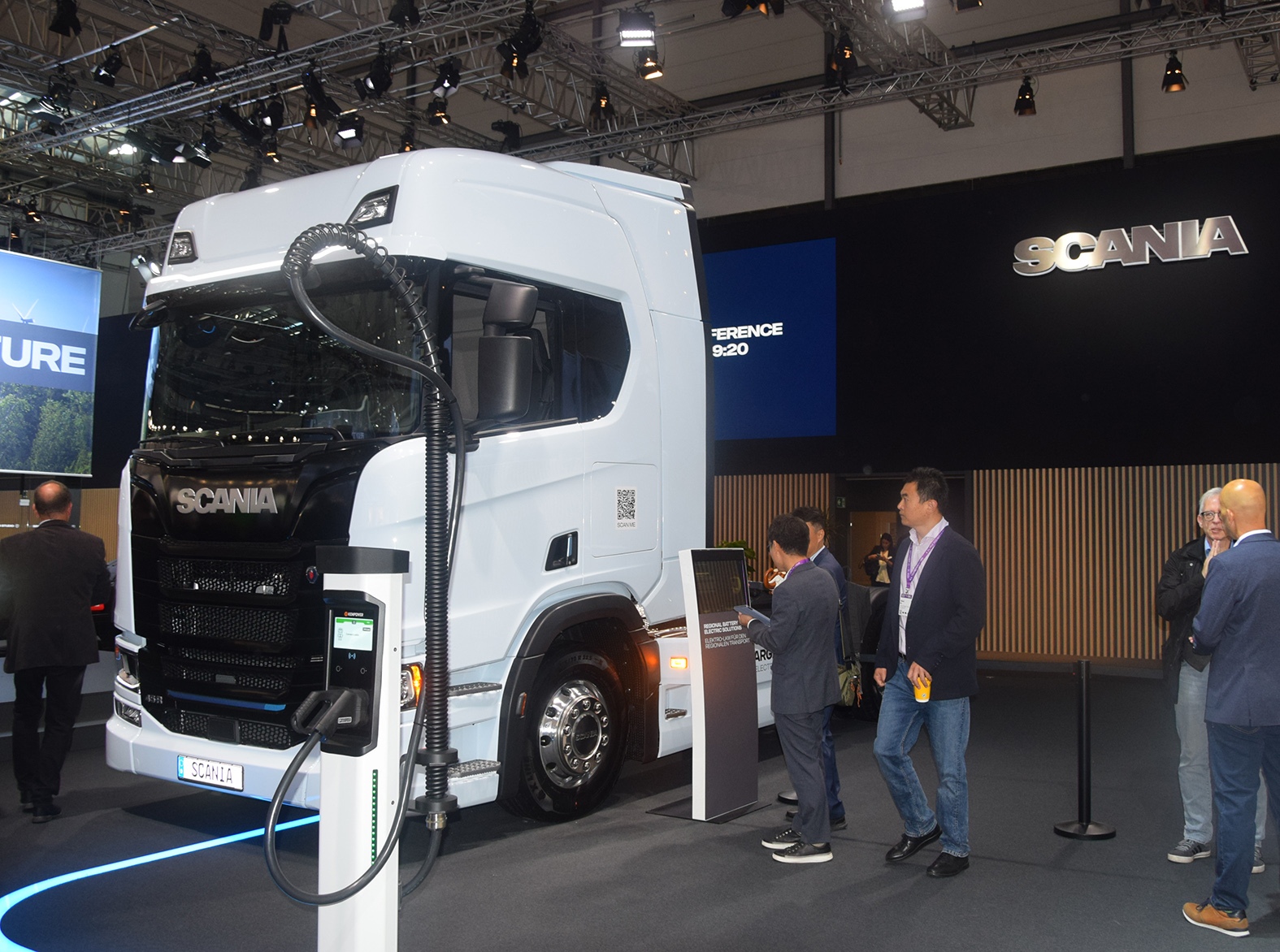 scania-iaa-4.jpg