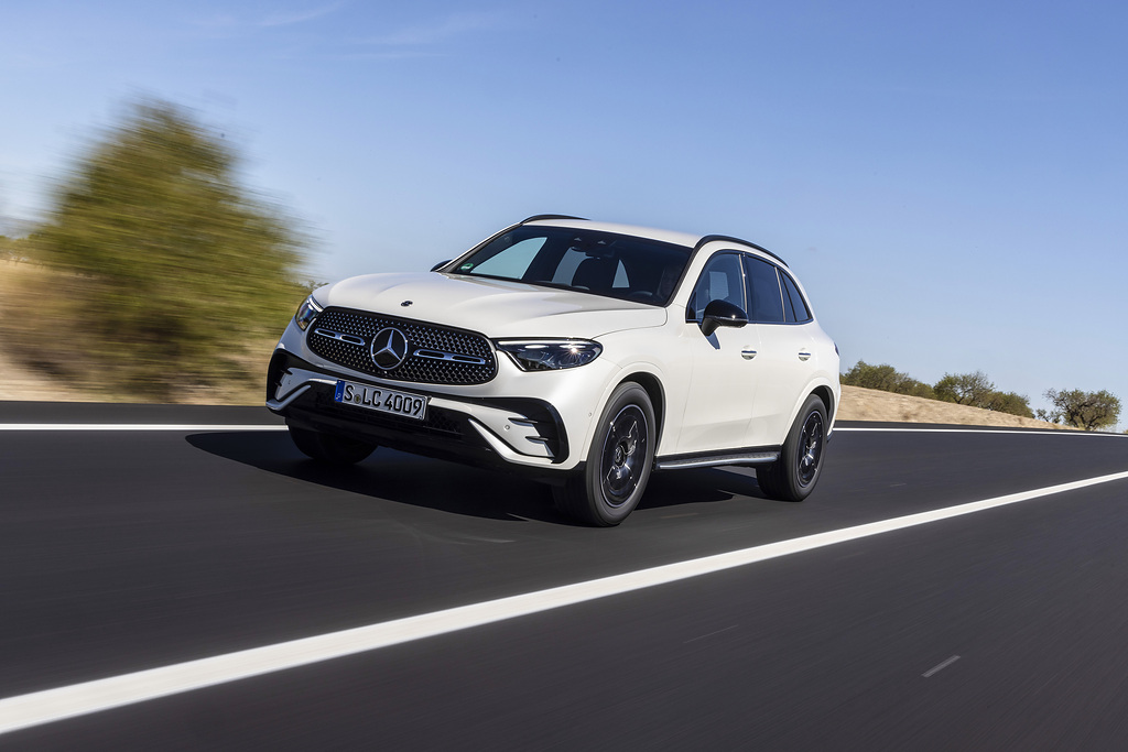 mercedes-benz-glc-gorsel-3.jpg