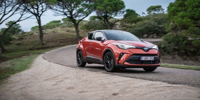 c-hr-hybrid.jpg